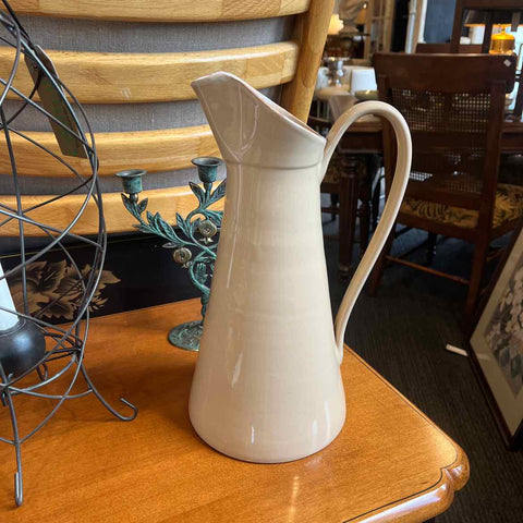 Vietri Tavern Pitcher