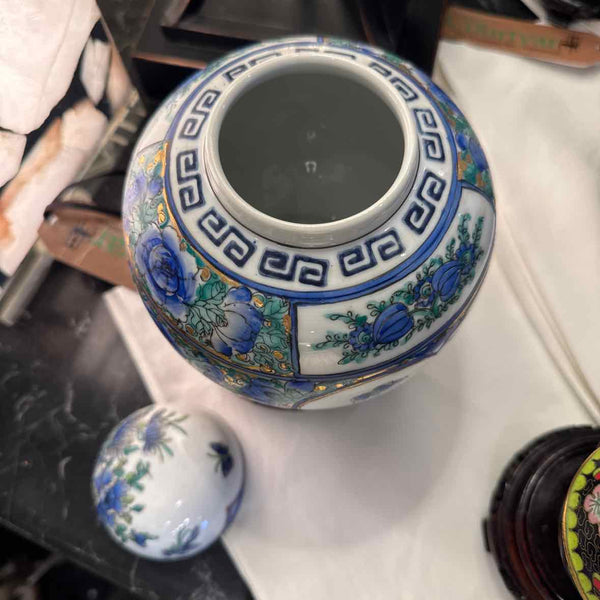 Chinese Famille Rose Porcelain Ginger Jar w/Stand