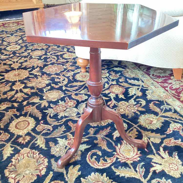 Drexel Heritage Octagon Table