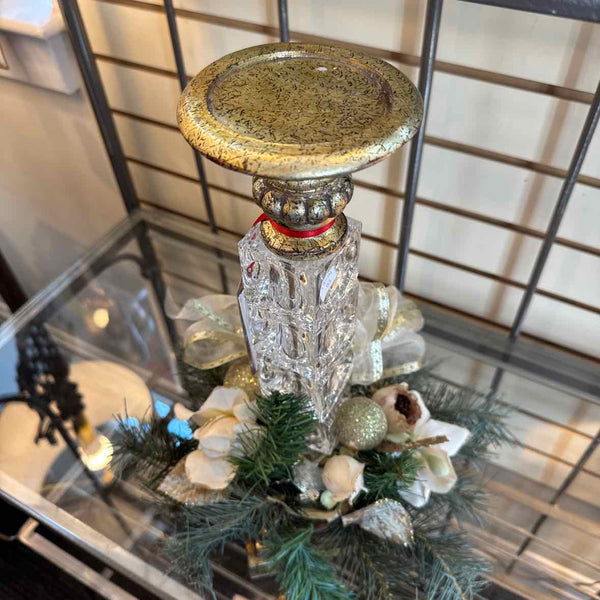 Candleholder With Greens