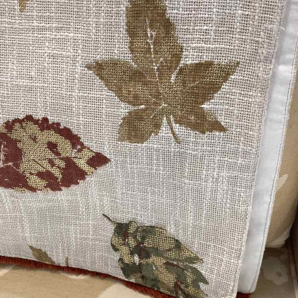 Fall Tan Leaf Table Runner