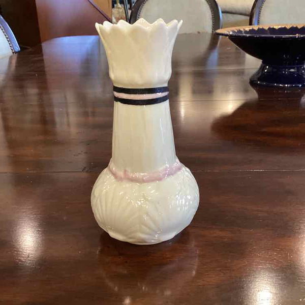 Belleek Shell Vase