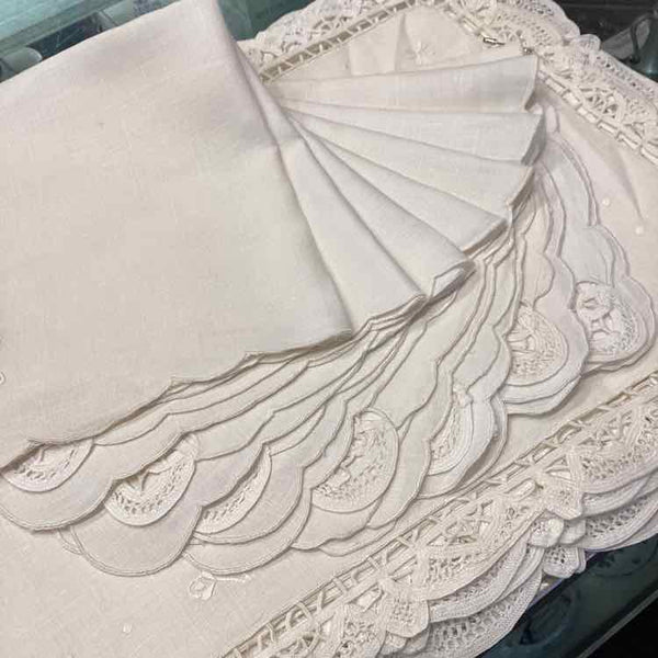 8 Linen Ivory Napkins with Lace Trim Placemats
