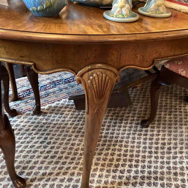 "As Is" Henredon Mahogany Dining Table With Eight Chairs