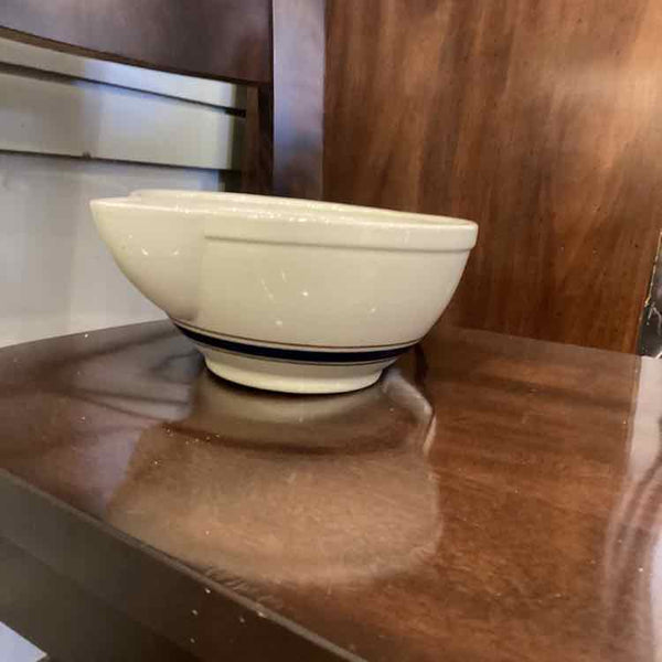 Lillian Vernon Batter Bowl