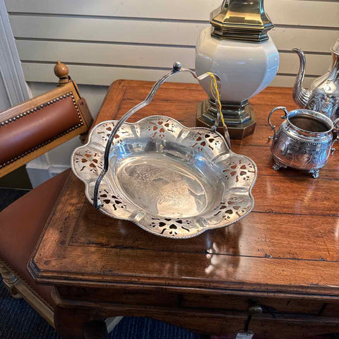 Silverplate Bridal Basket/International