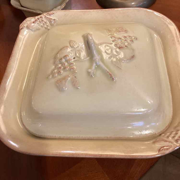 Casafina "Madiera Harvest" Square Coverred Baker