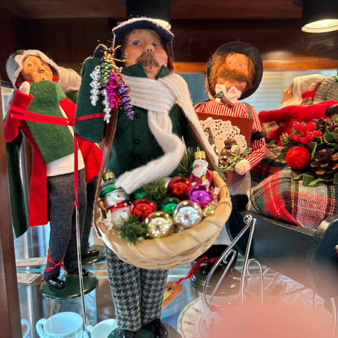 Byers' Choice Ornament Seller