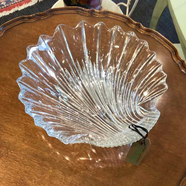 Clam Shell Glass Bowl