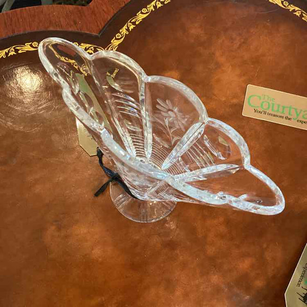 Etched Fan Shaped Vase