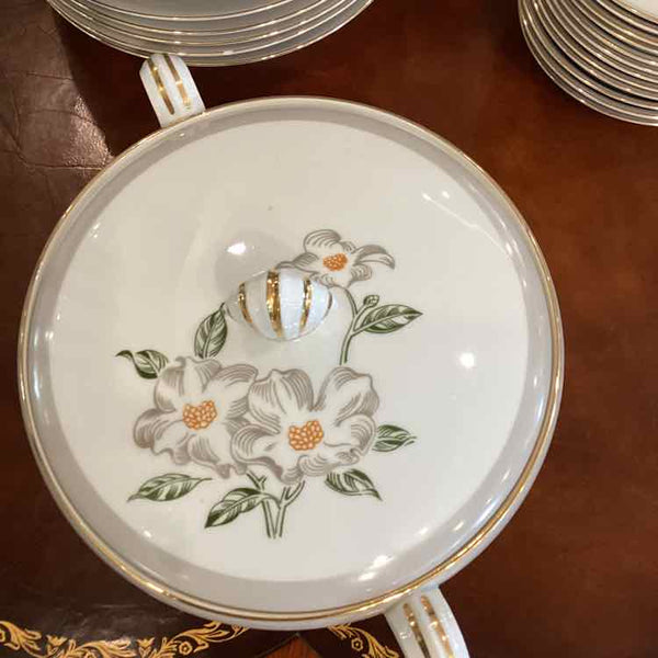 76 Piece Narumi "Dogwood" China