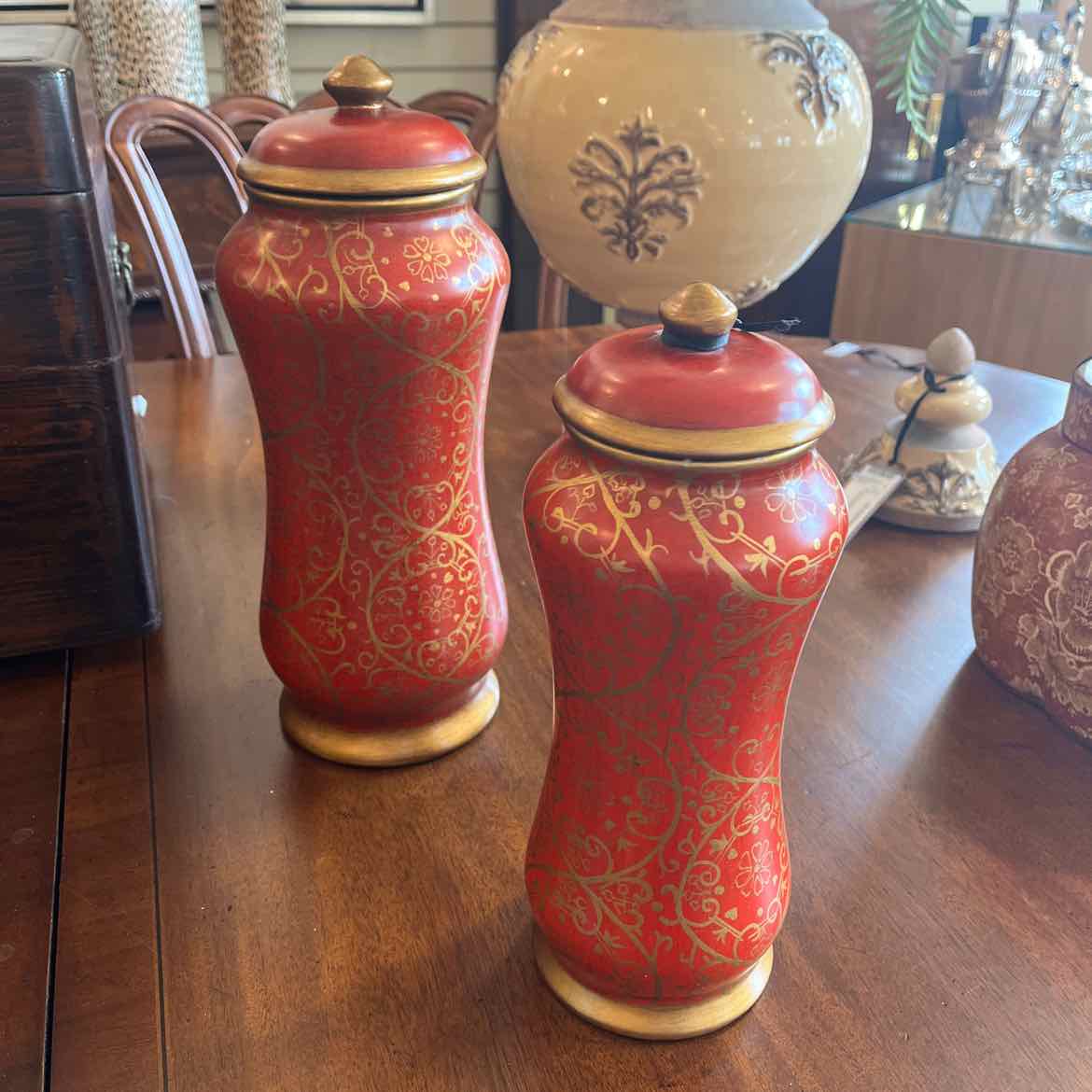 Set of 2 Red Urn