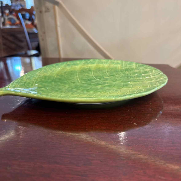 Green Ceramic Leaf Plate