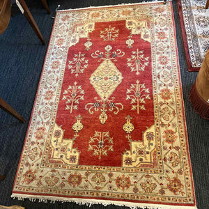 Royal Crown Magnolia Wool Rug