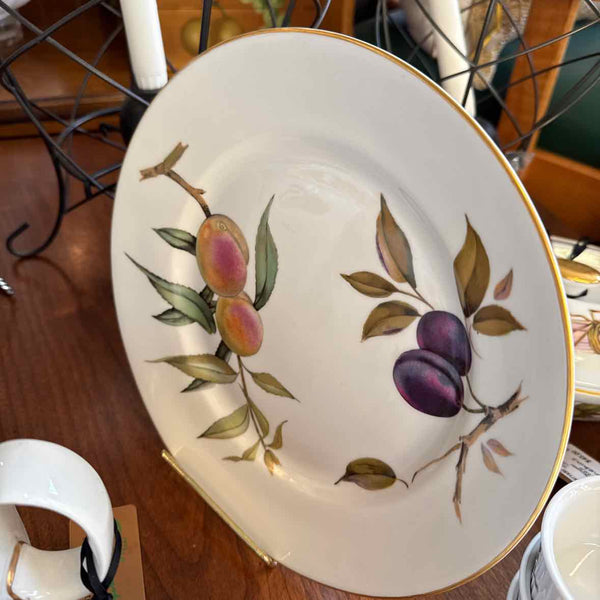 Royal Worcester "Evesham" Set of 2 Dinner Plates