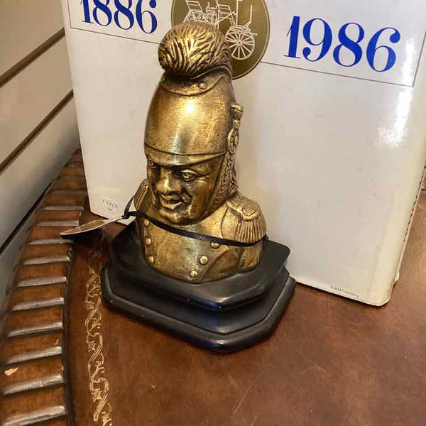 Soldier Bookends