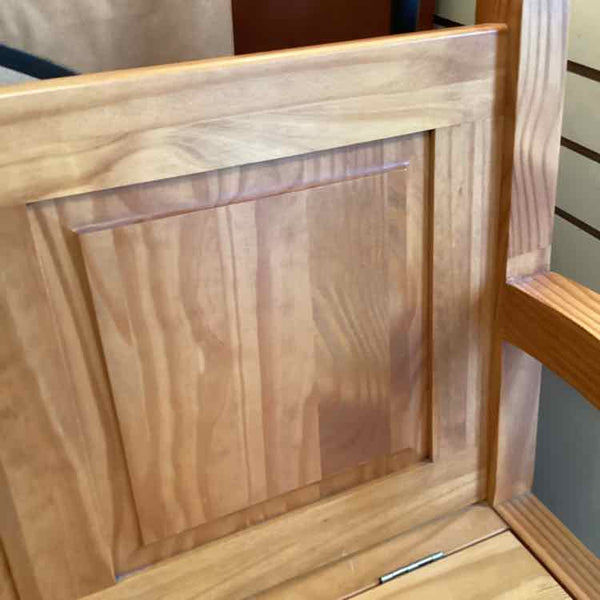 Oak Bench wth Storage