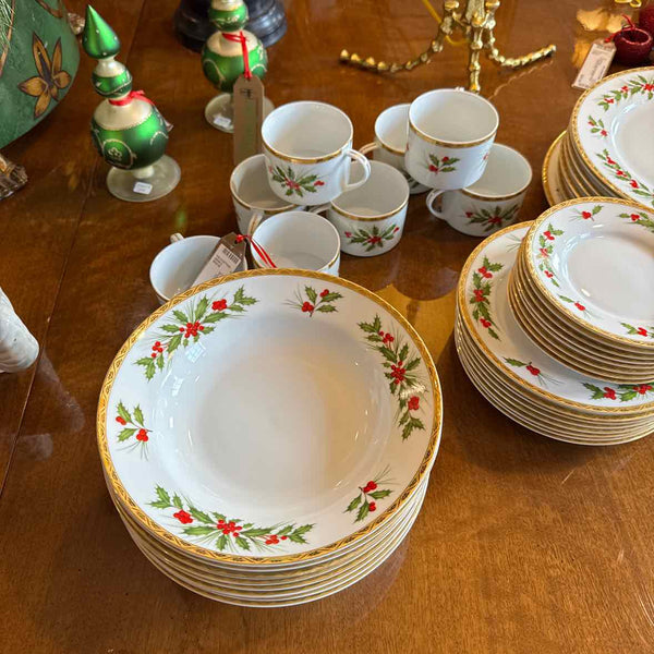 Gorham "Festive Holly" 42 Piece Set of China