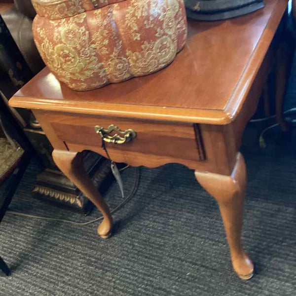 Thomasville Cherry End Table