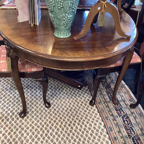 "As Is" Henredon Mahogany Dining Table With Eight Chairs