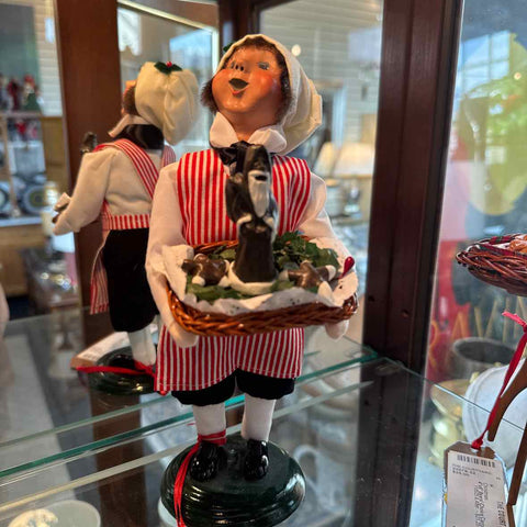 Byers' Choice Chocolatier