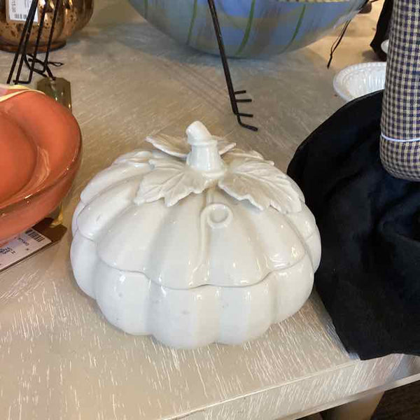 White Ceramic Pumpkin w/Lid