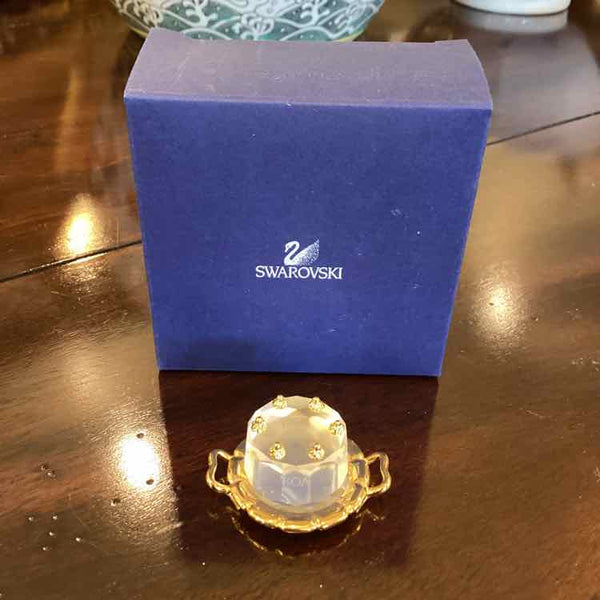 Swarovski Birthday Cake (Memories)
