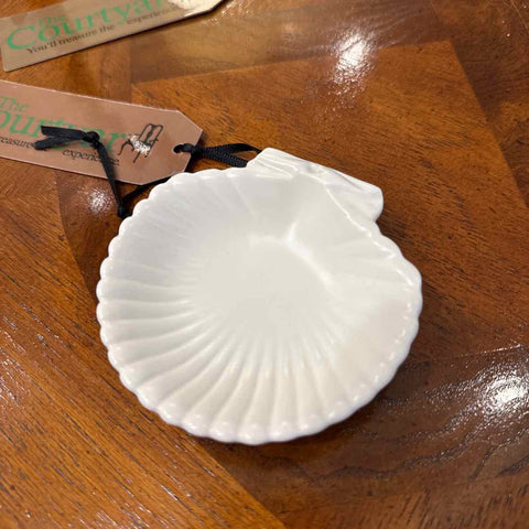 Wedgwood Shell Ivory Salt Dish