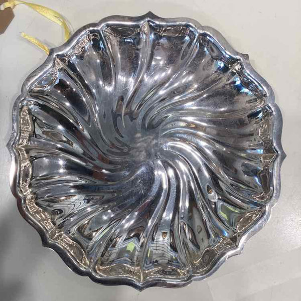 7" Silverplate Swirled Dish