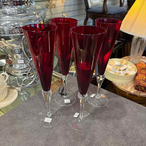 Set of 4 Red Champagne Flutes