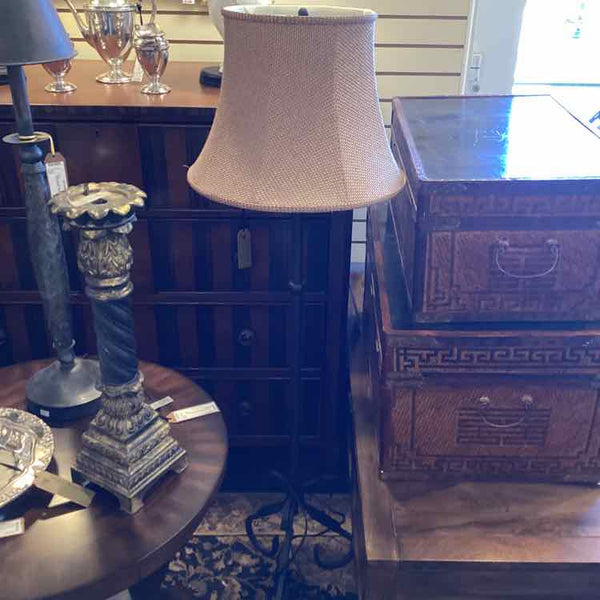 Black Iron Lamp w/Blk/Tan Shade
