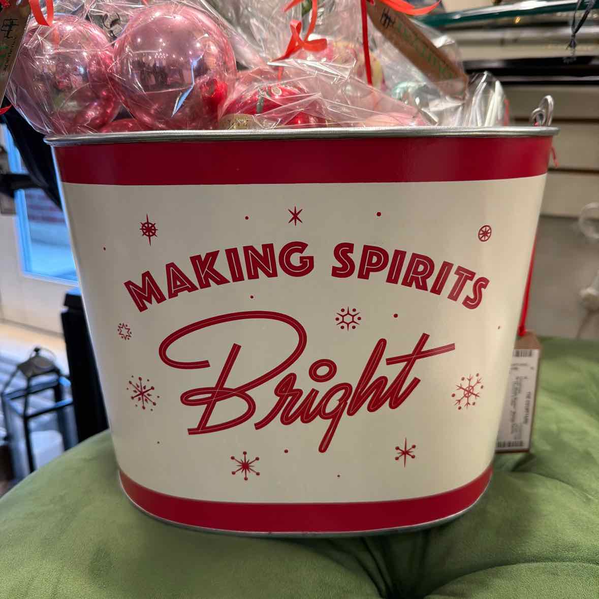 White Bucket "Making Spirits Bright"