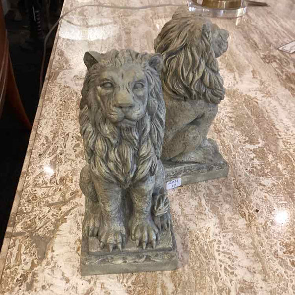 Lion Toscano Resin  Bookends