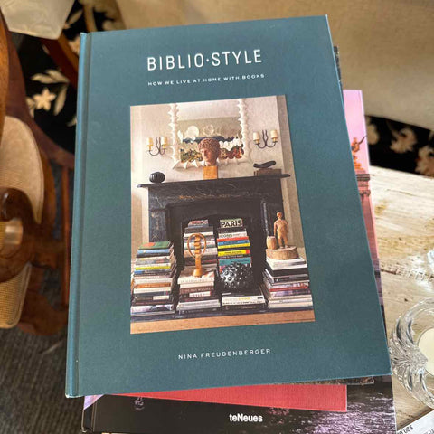 Book - "Biblio Style"