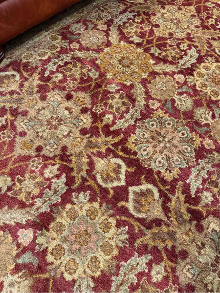 Gold/Red Oriental Rug