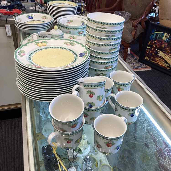 Set of Villeroy & Boch "French Garden" China