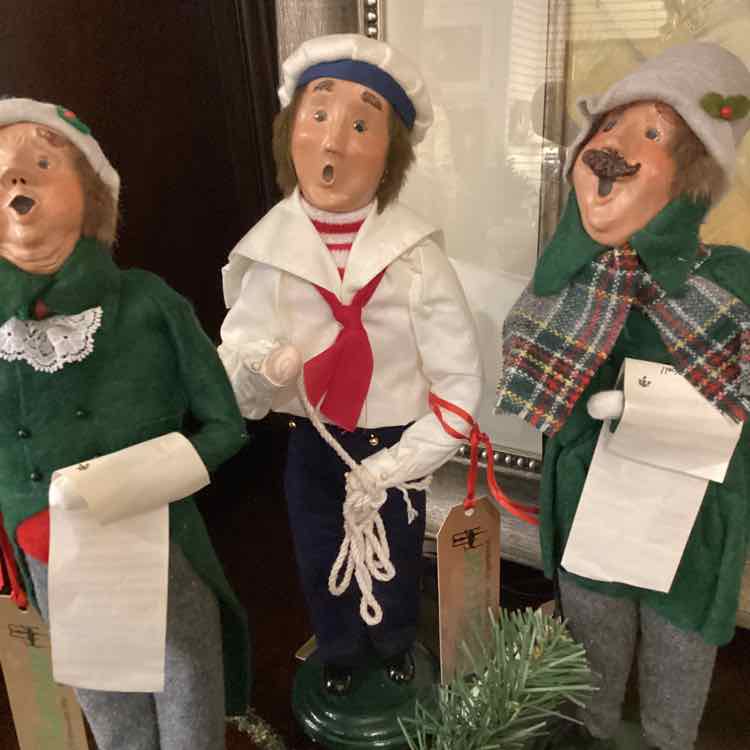 Byer's Choice Sailor with Rope