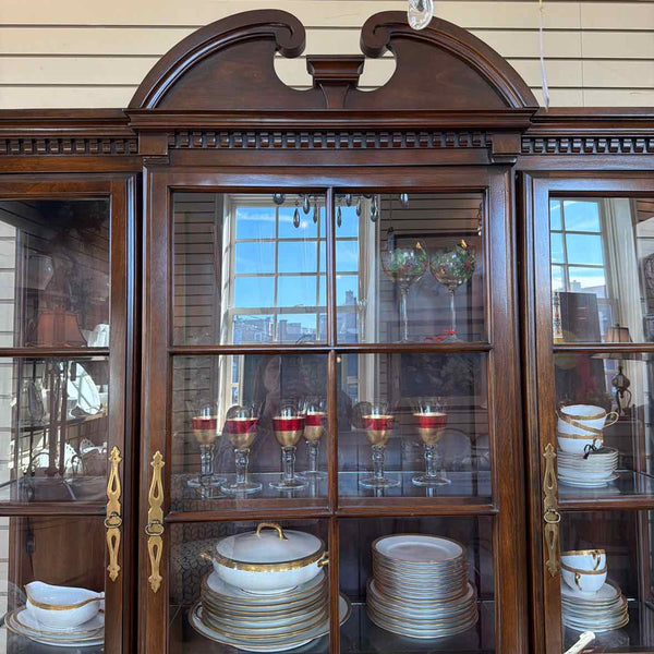 Pediment Breakfont China Cabinet