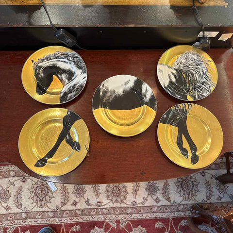 Five Royal Crown Equs Gold Plates