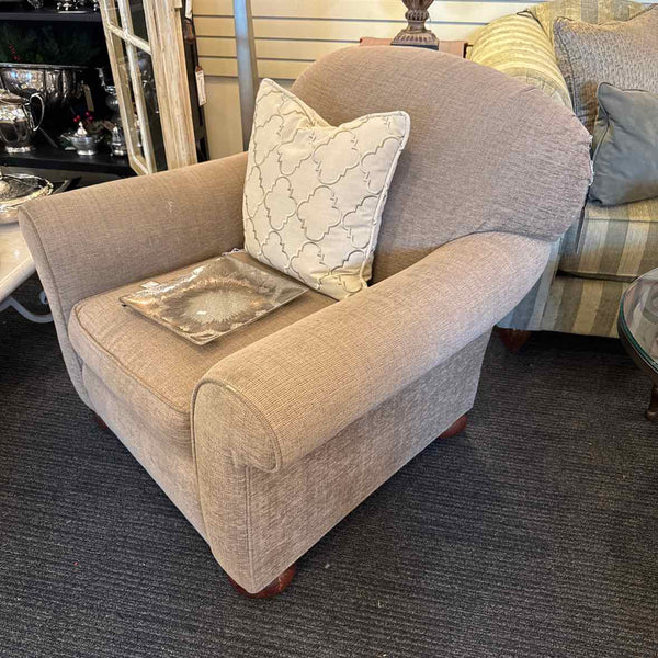 Sherrill Taupe Club Chair