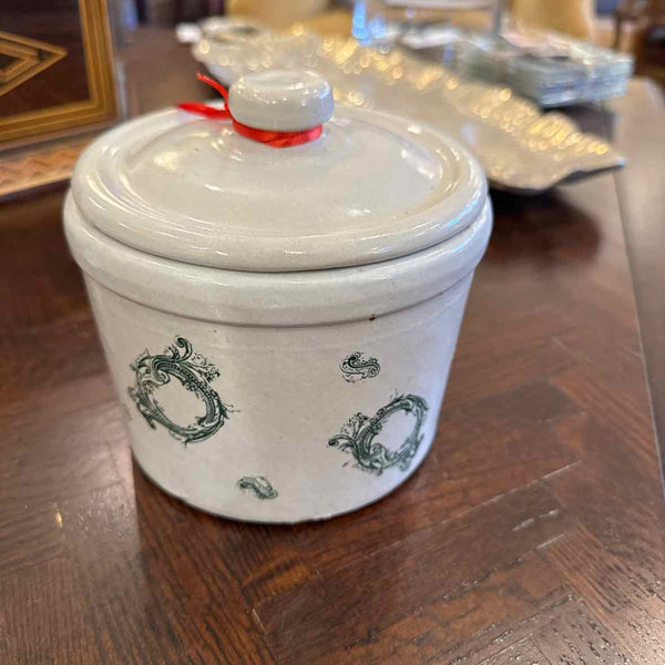 Marshall Field 1990 Crock w/Lid