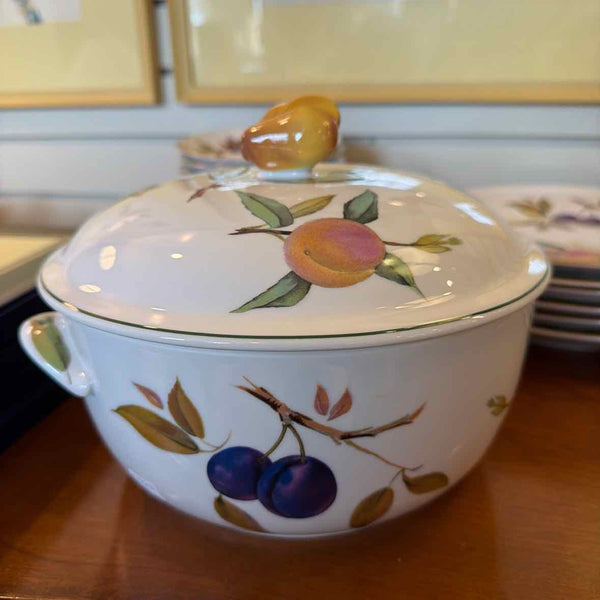 Royal Worcester "Evesham"  Large Covered Casserole