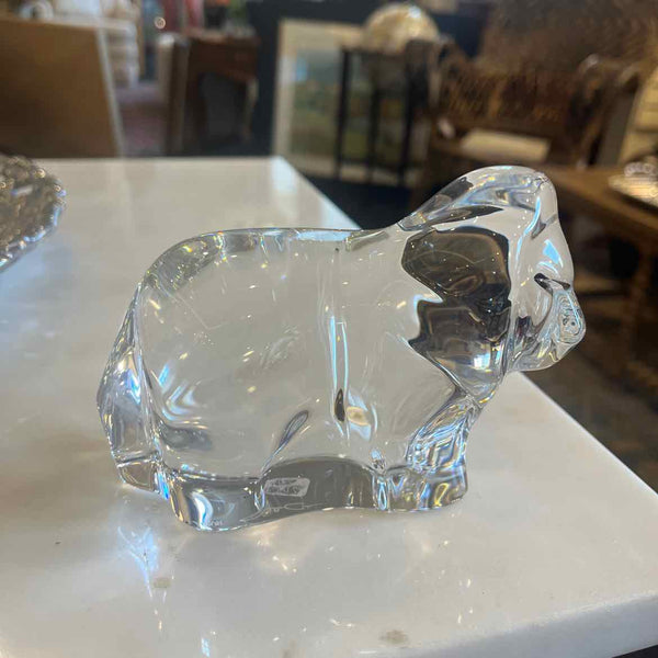 Hoya Crystal Lion Statue