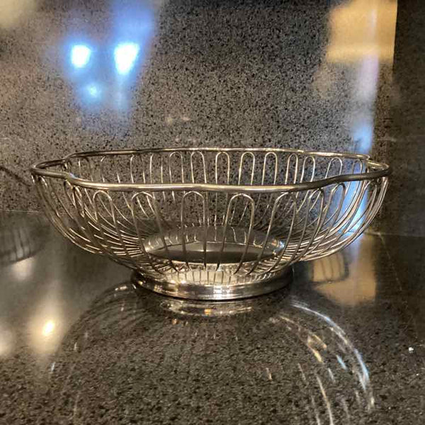 Scalloped Silverplate Wire Basket