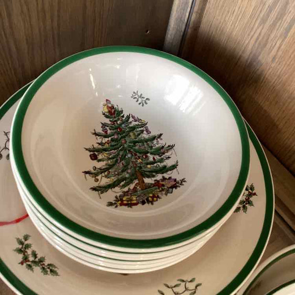 Spode Christmas Bowls - Set of 8