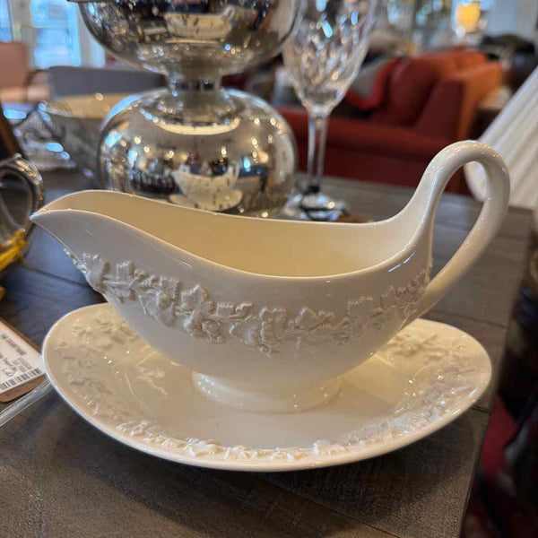 Wedgwood Cream Embossed Gravy Boat (Queensware)
