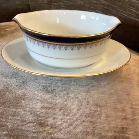 Pr. Blue White Sauce Boats