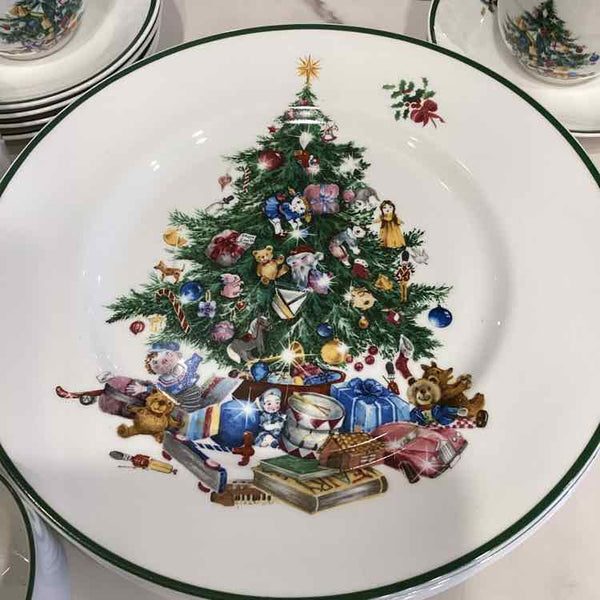 6 Dinner, 5 Cup & Saucer Elizabethan Staffordshire