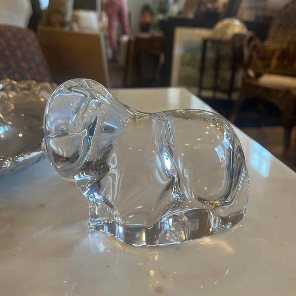Hoya Crystal Lion Statue