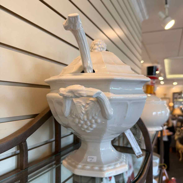 Red Cliff Ironstone Tureen w/Ladle